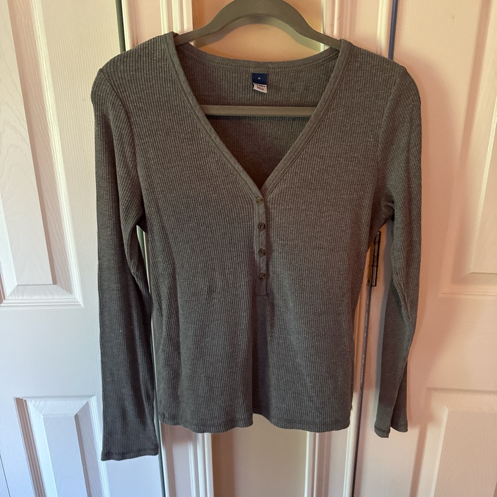 Old navy Women's V-Neck Button-Up Top - Olive Green